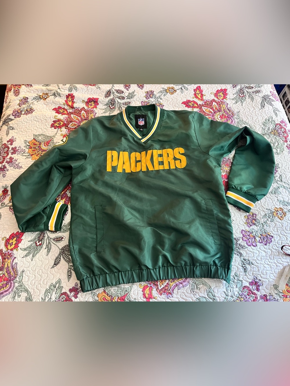 Green Bay Packers NFL Apparel Pullover Windbreaker Jacket Large Green & Gold